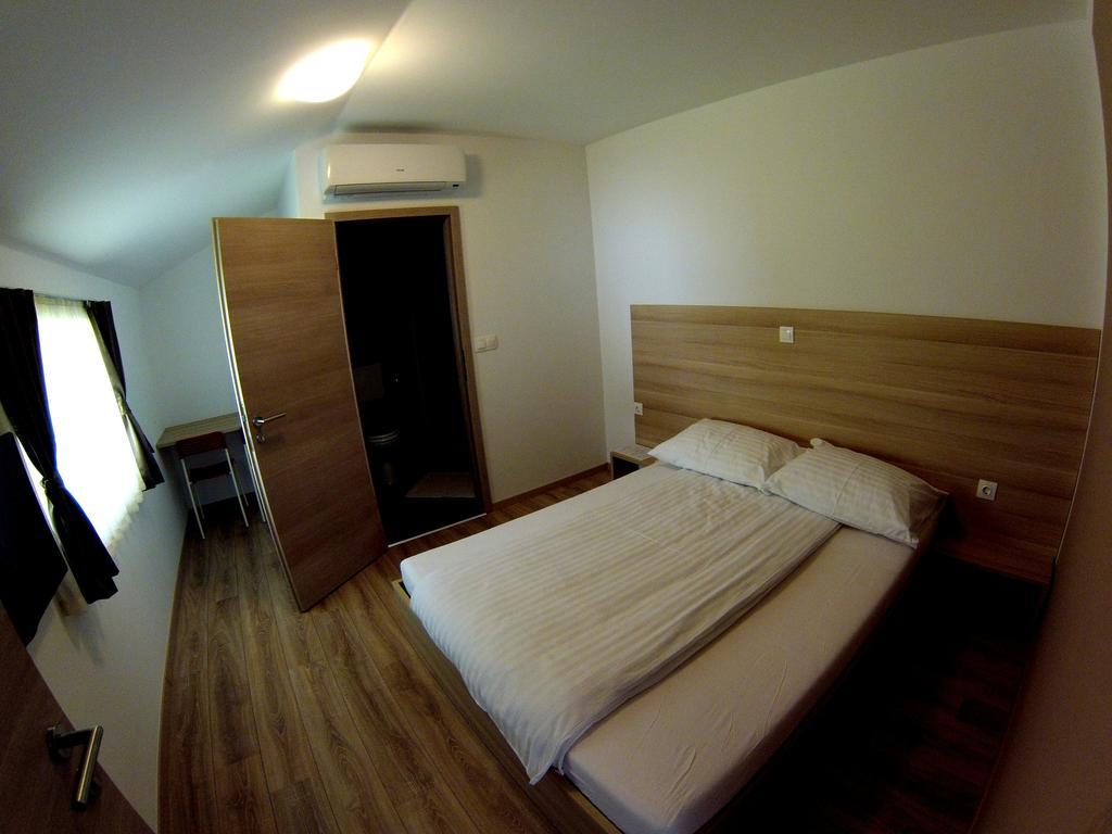 Sweet Dreams Rooms&Apartments Postojna Kamer foto
