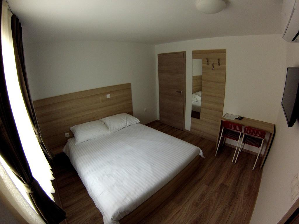 Sweet Dreams Rooms&Apartments Postojna Kamer foto